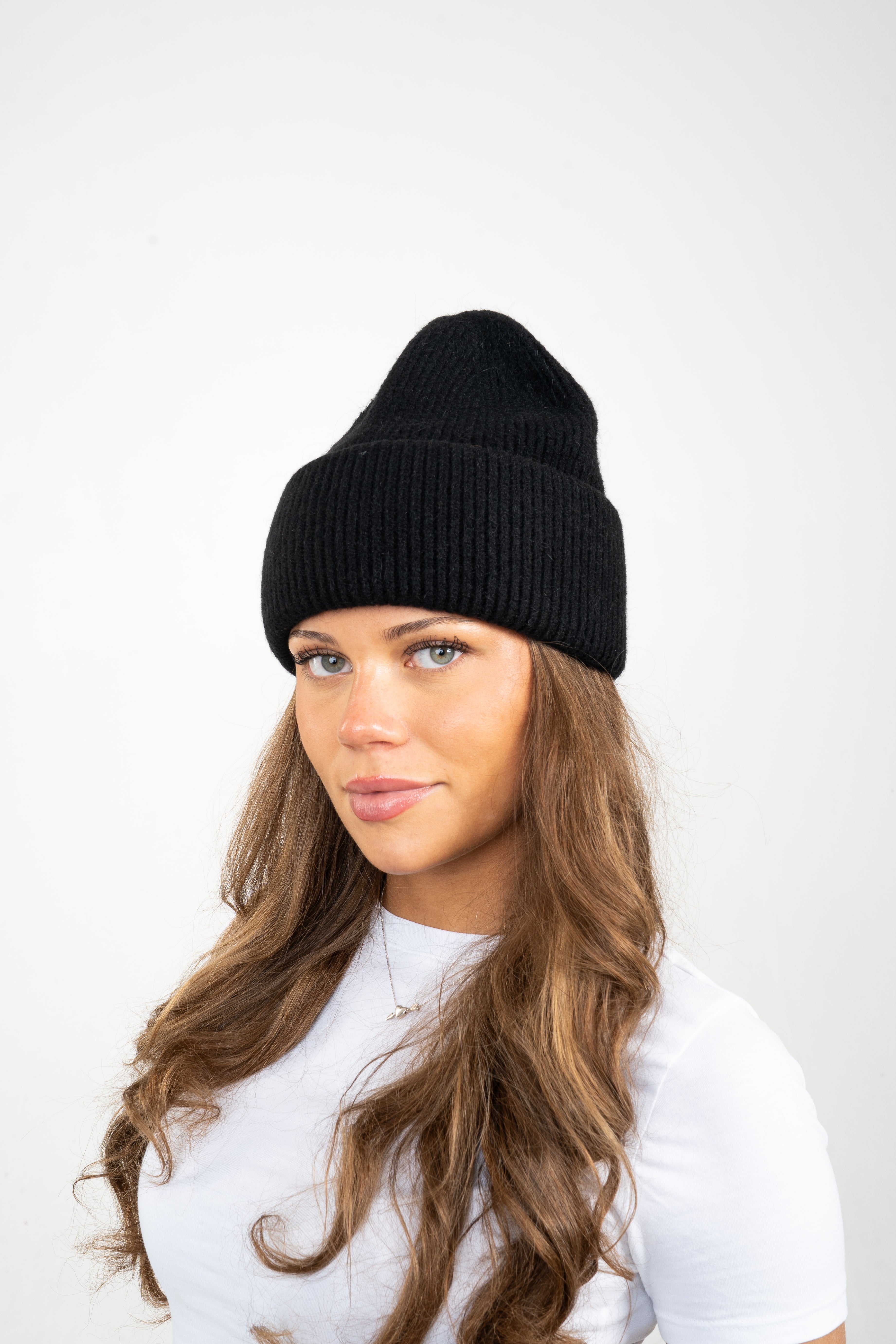 Black rib beanie