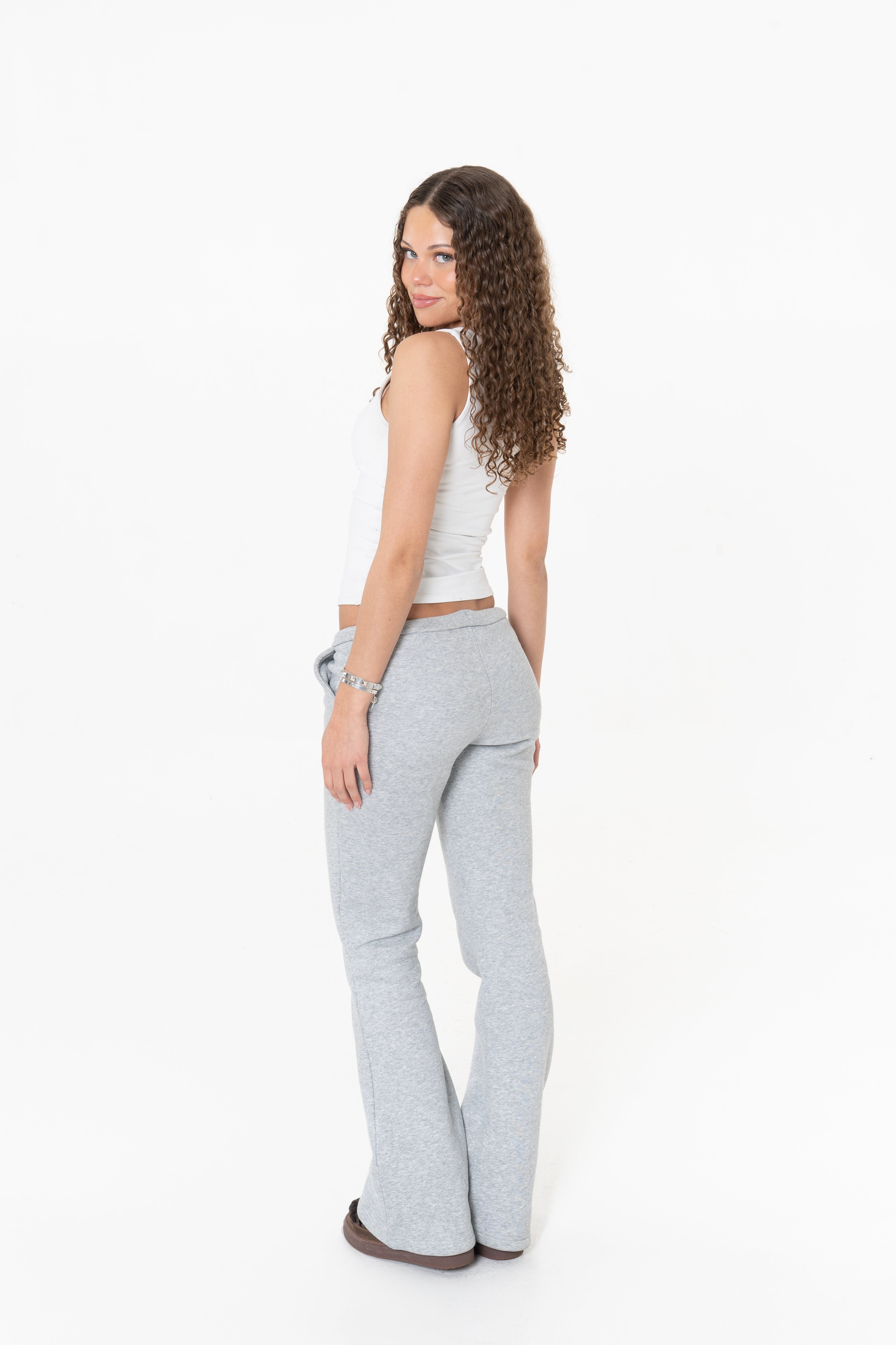 Grå low bootcut sweatpants