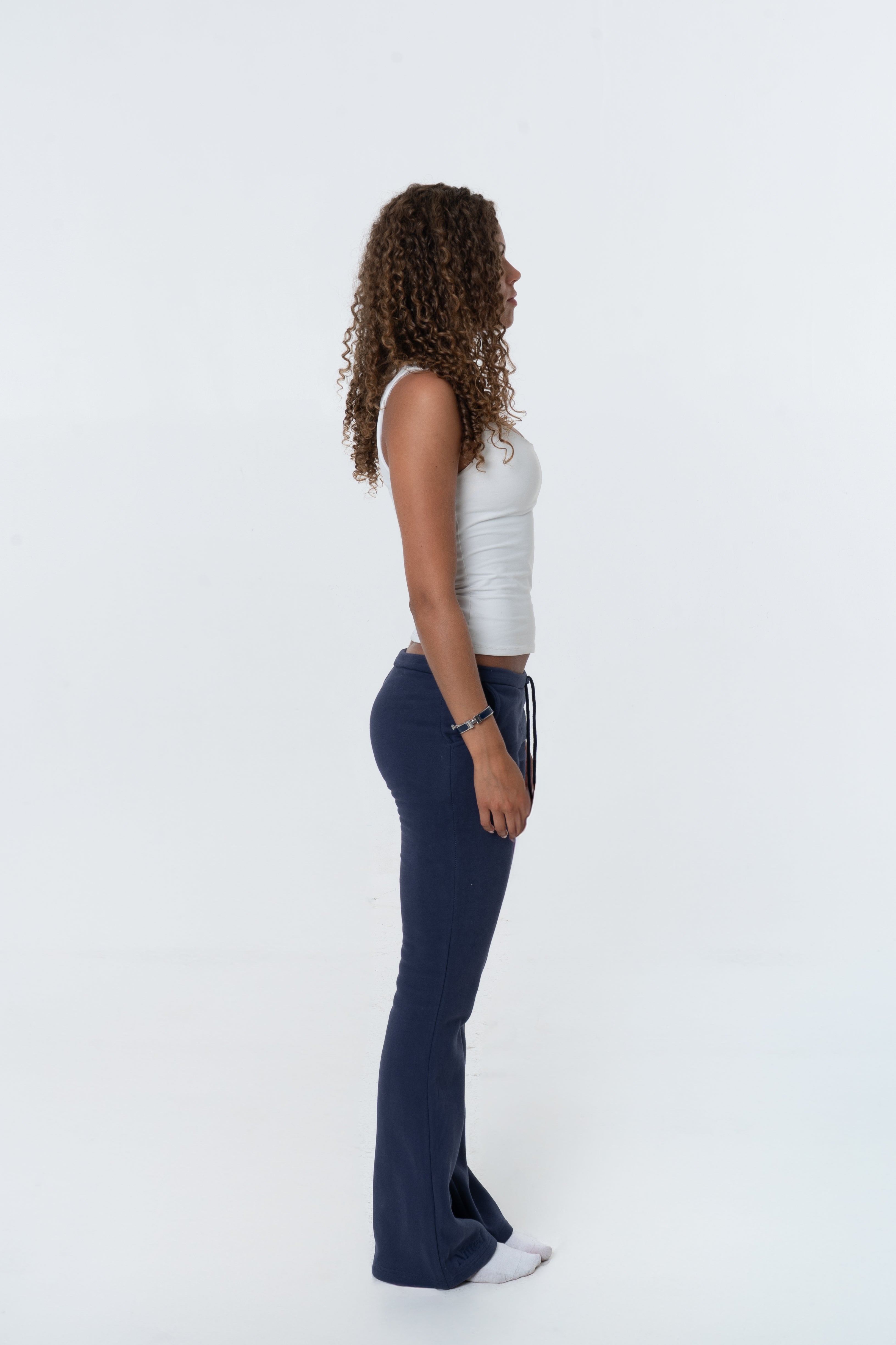 Marinblå low bootcut sweatpants