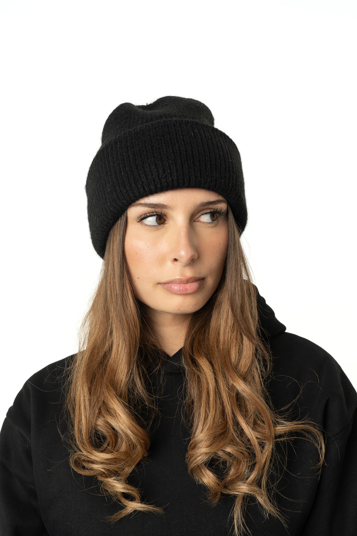Black rib beanie