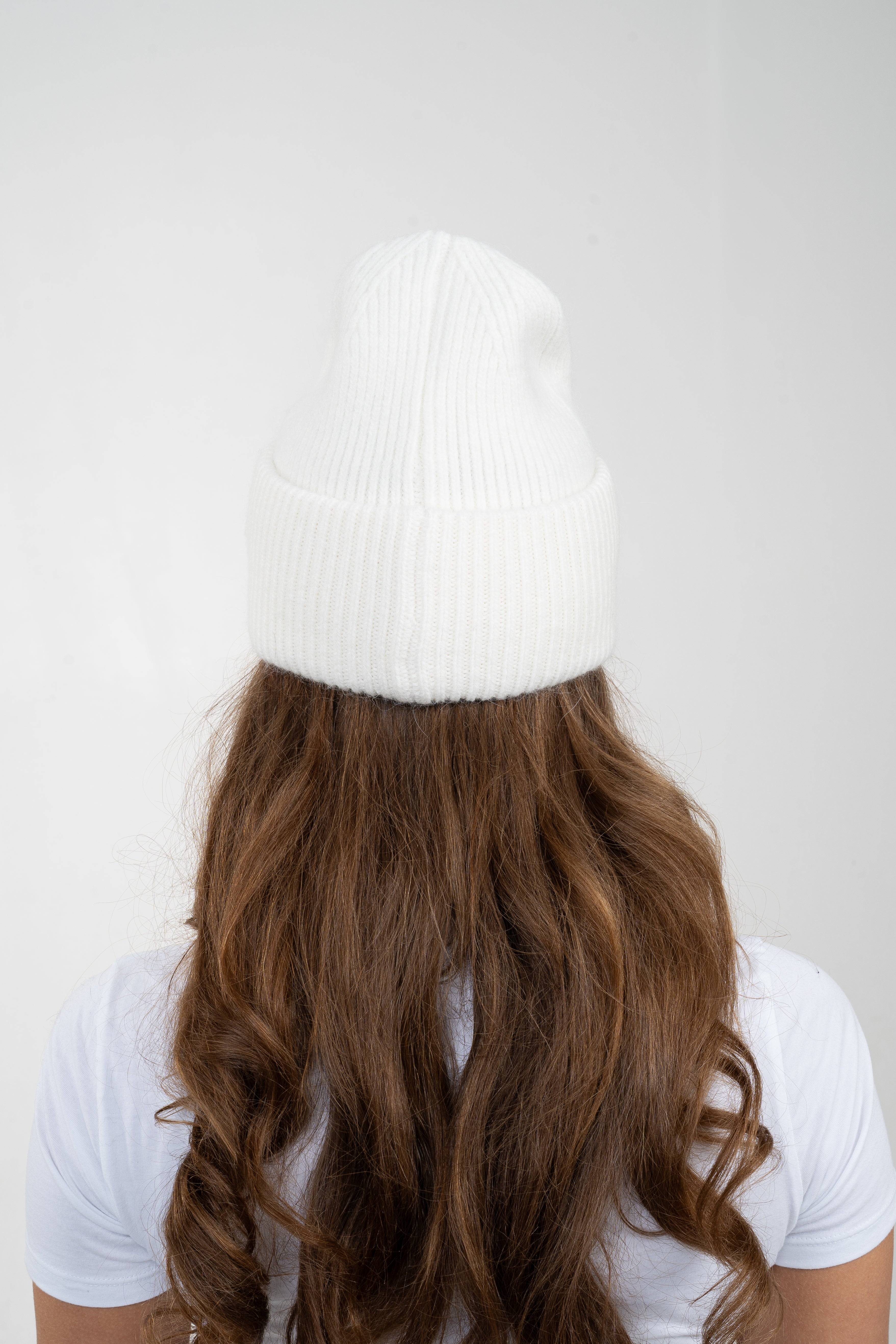 White rib beanie
