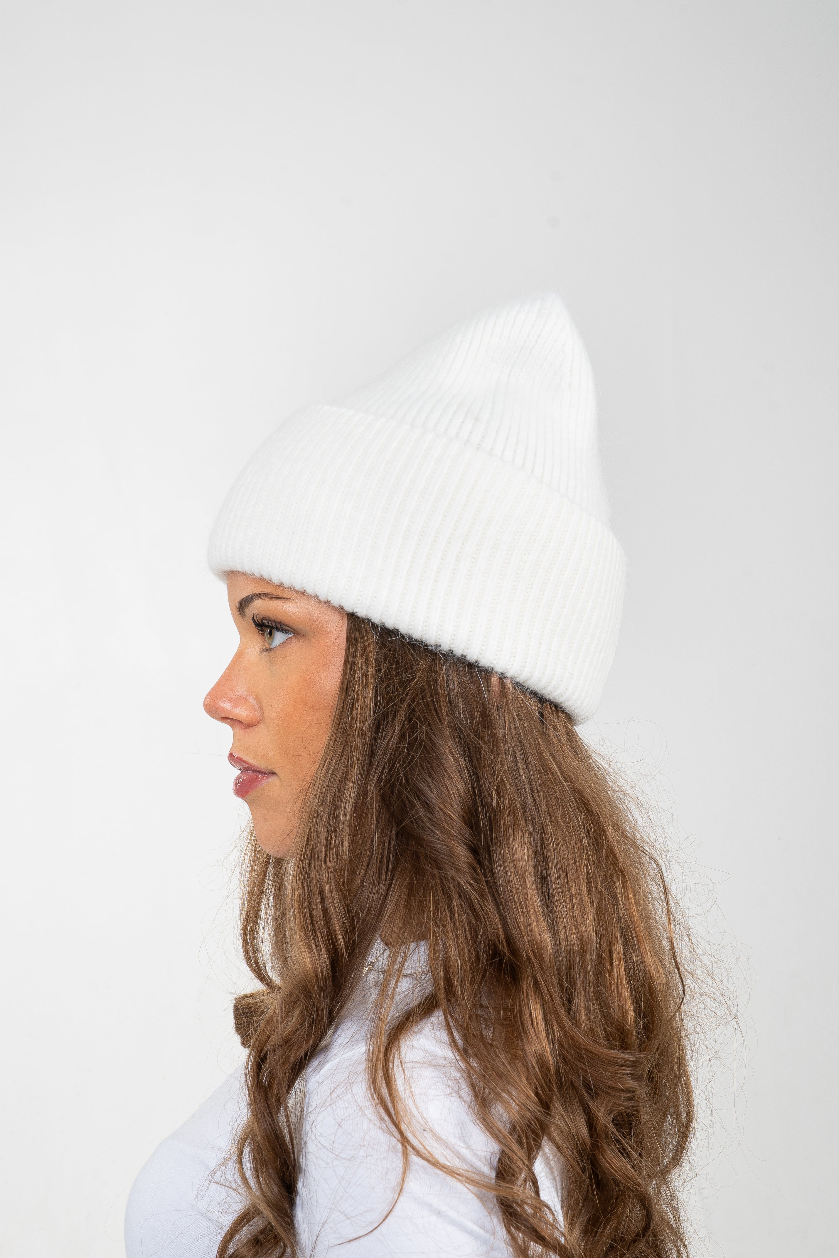 White rib beanie